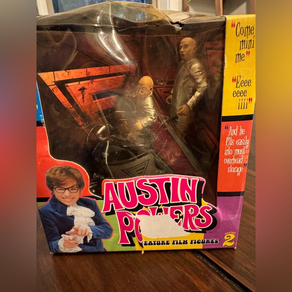 Austin Powers Dr. Evil Action Figure Set - Silver